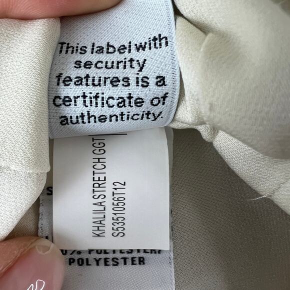 DVF Diane Von Furstenberg Ivory Pleated Blouse Silk Keyhole Neck Size M Medium - Picture 11 of 11